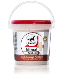 LEOVET Mineral Pack plus Arnika 1,5kg glinka chłodząca z arniką