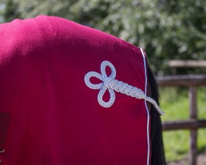 Derka polarowa Ornament QHP