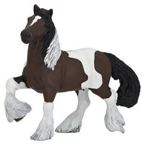 Figurka KONIA  IRISH COB PAPO