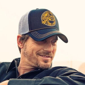 Czapka z daszkiem STAY WILD