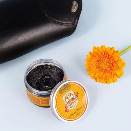 BLACK CARESS 150ml - czarna pasta do wyrobów skórzanych 