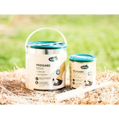 PEDIGUARD RAVENE 2,5l  - czarna maść do kopyt 