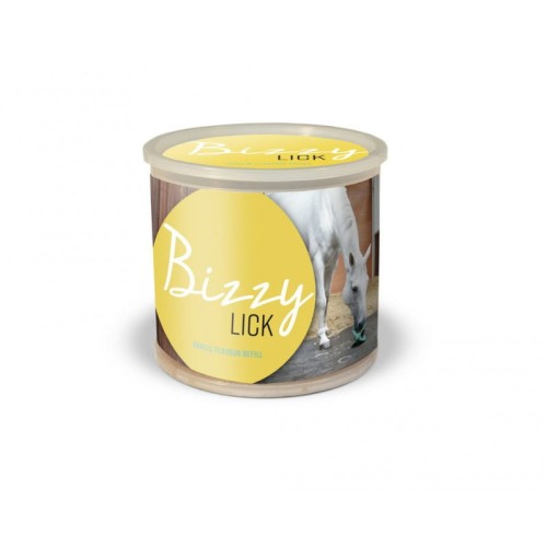 BIZZY LICK Lizawka dla koni 1kg - czosnkowa