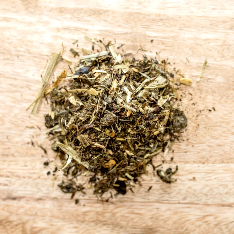 Feed-pile_with-background_GlyxWiese-Müsli-1024x1024.png