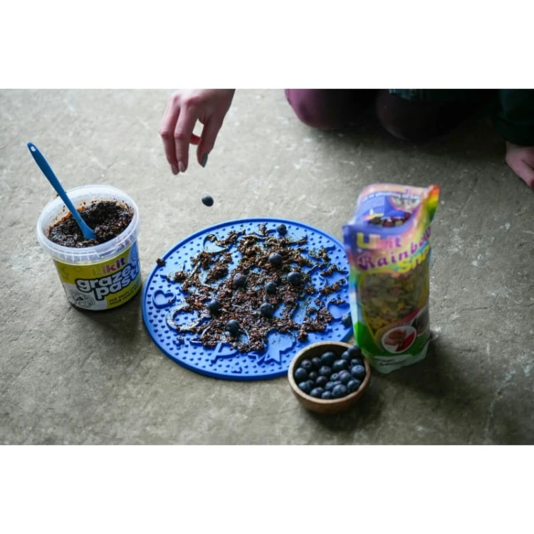 likit-graze-paste-lickable-paste (2).jpg