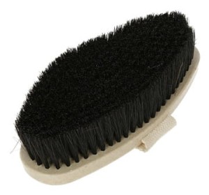 Szczotka dla konia WaterLily, ze szlufką, miękka, 17 cm, MagicBrush