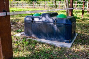 Poidło niezamarzające dwukomorowe Kerbl