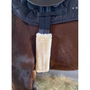 EquiTheme Futerko ochronne na popręg syntetyczne 80cm - kremowe