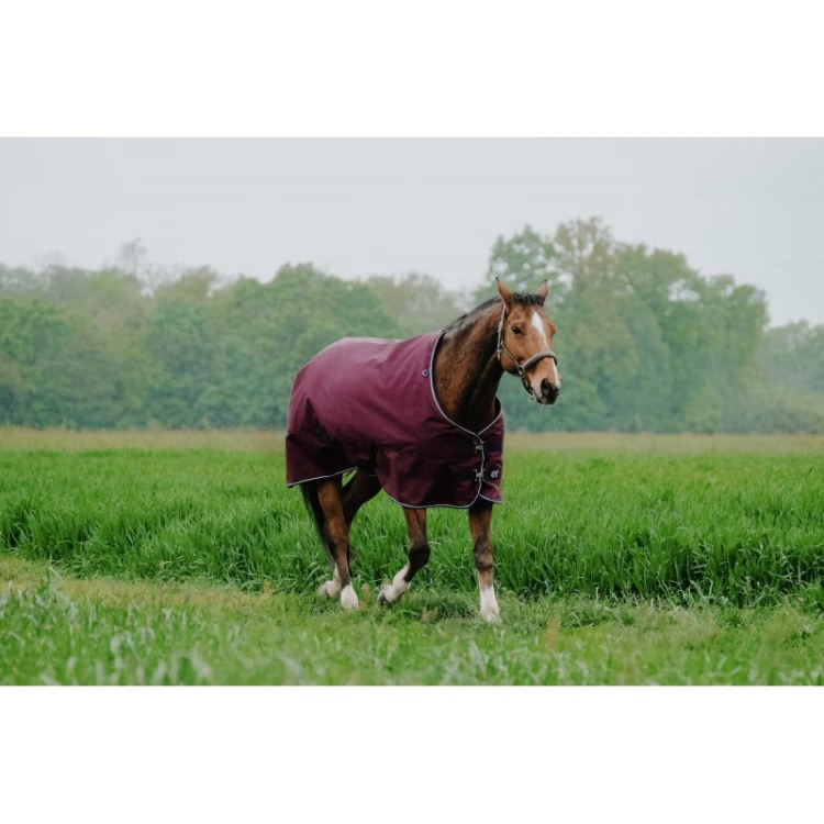 EquiTheme Derka padokowa przeciwdeszczowa TYREX 1200 D wypełnienie 50g bordowa.jpg