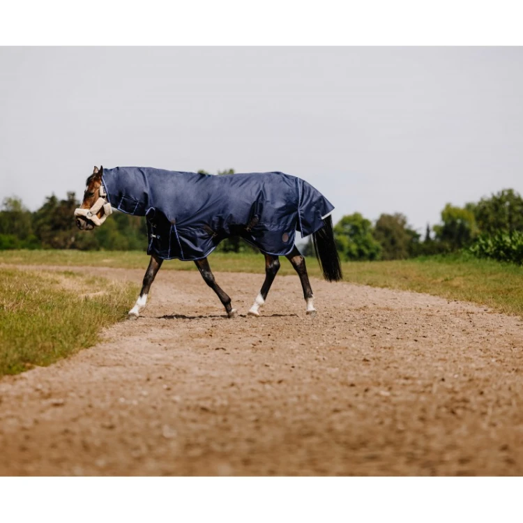 EquiTheme Derka dla konia padokowa Classic 1200D - wypełnienie 100g sklep jeździecki zdrowy koń.jpg
