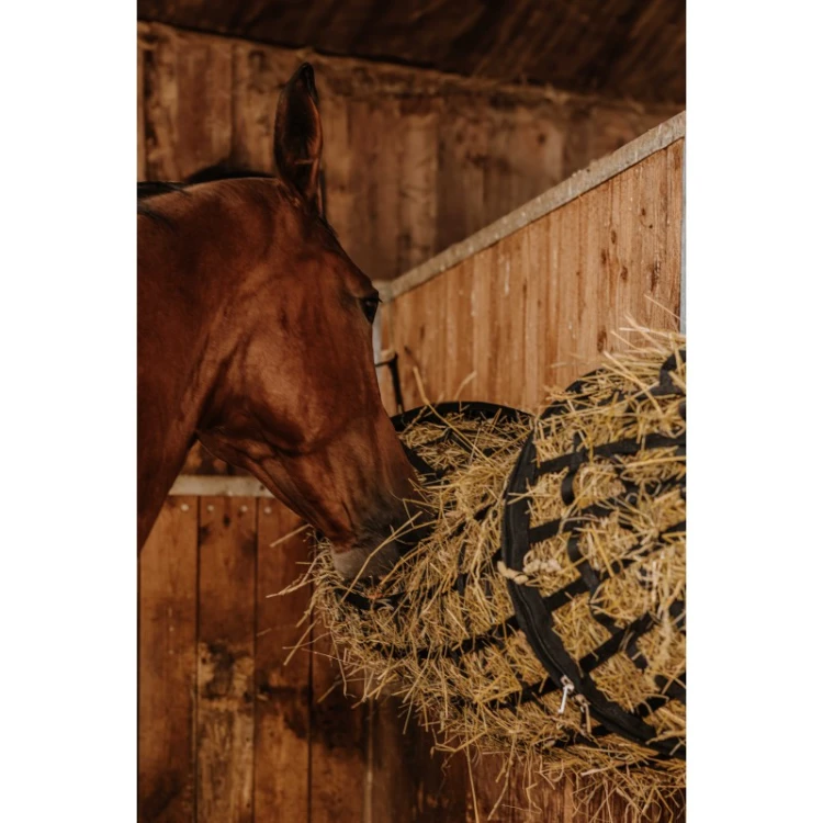 Tunelowa siatka na siano 2m HippoTonic 2.jpg