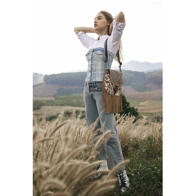 Torebka westernowa Myra Classic Country ze skóry naturalnej z frędzlami 1.webp