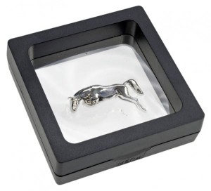 Broszka HR skoczek 3D w pudełku