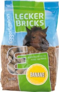 EGGERSMANN Lecker Bricks Bananowe 1 kg  - przysmaki dla koni